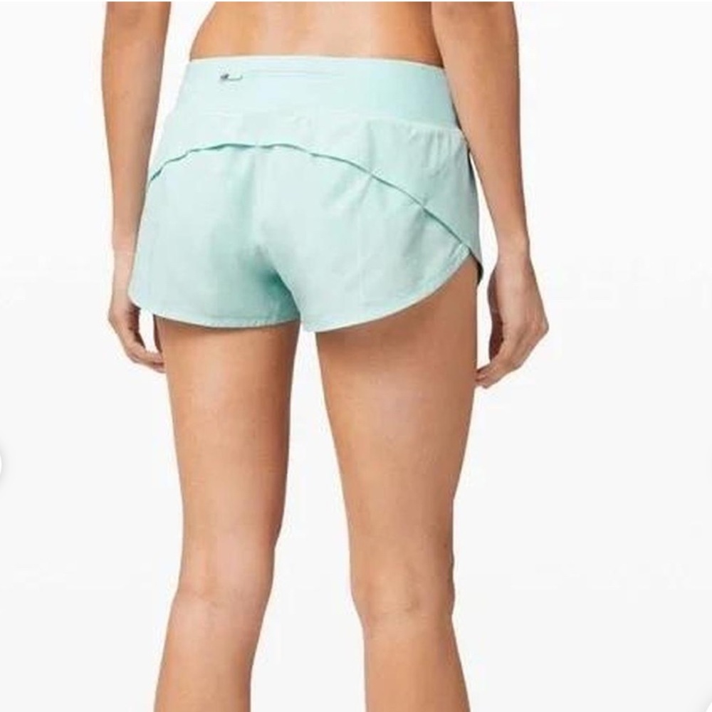 Mint Lululemon Speed Up shorts